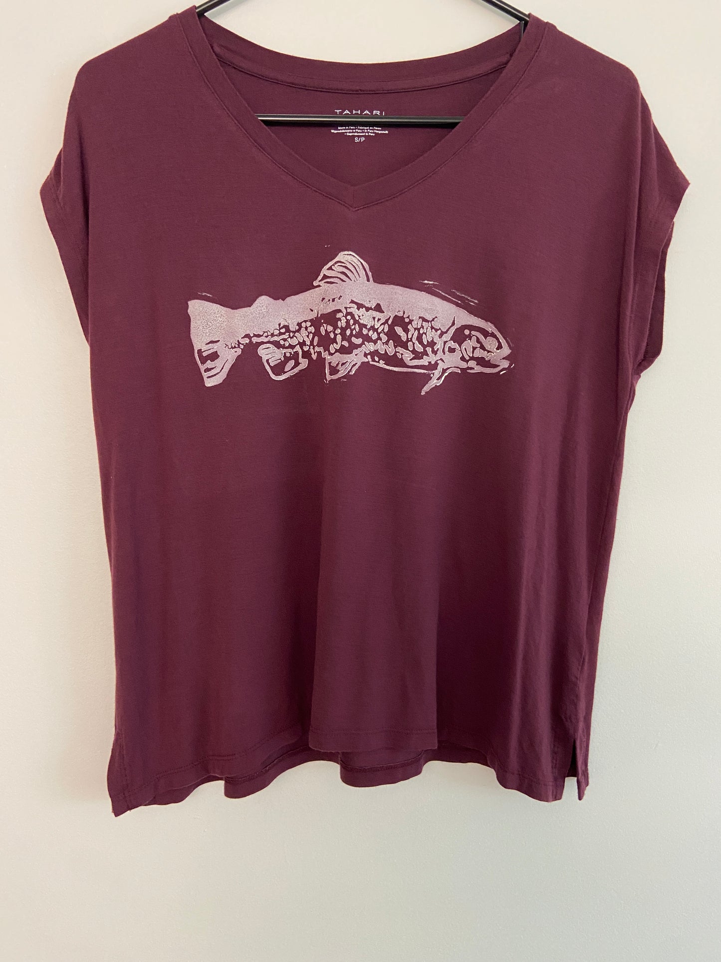 burgundy brook trout tee