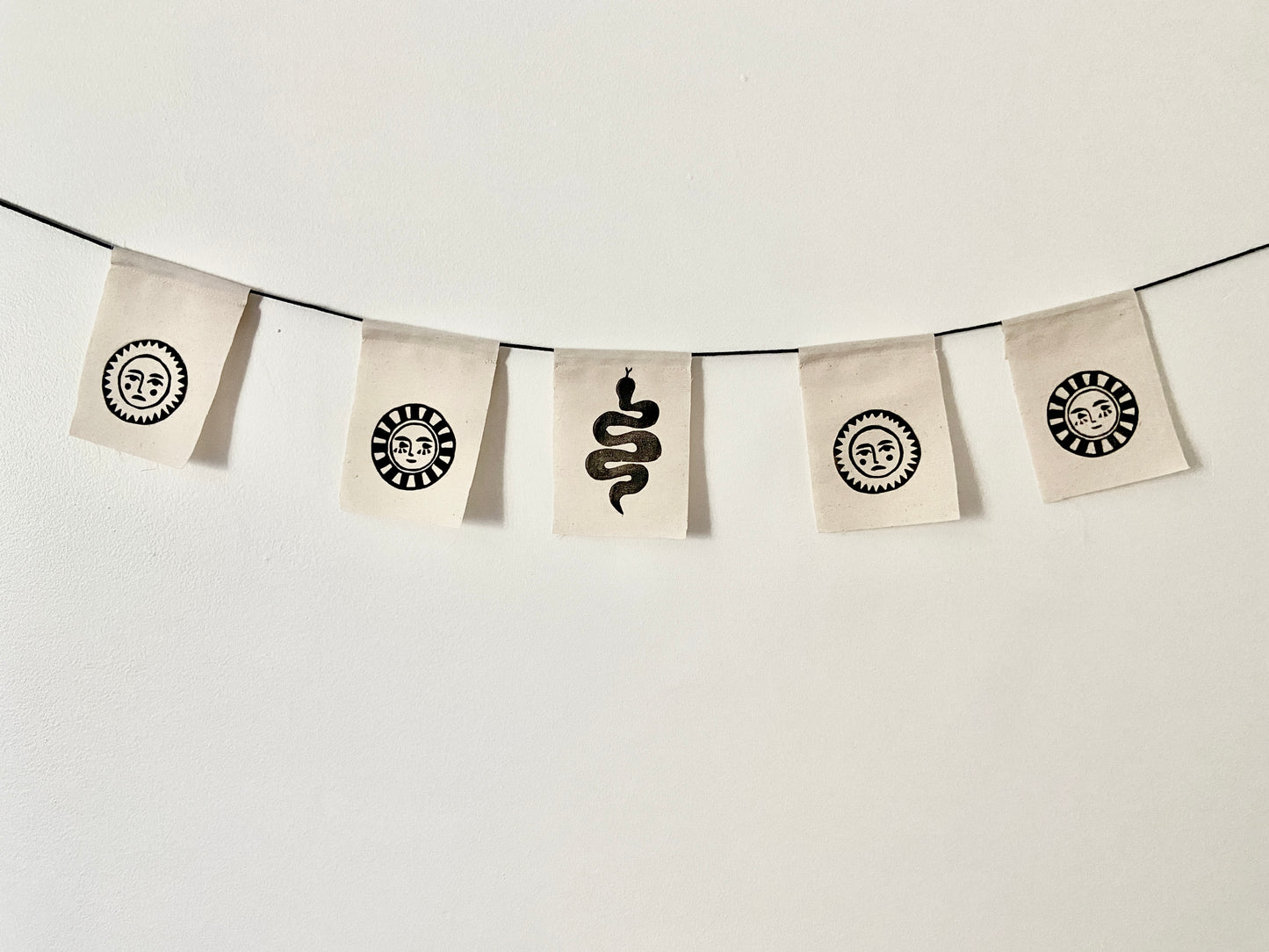 sunny twins fabric string flags