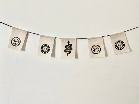 sunny twins fabric string flags