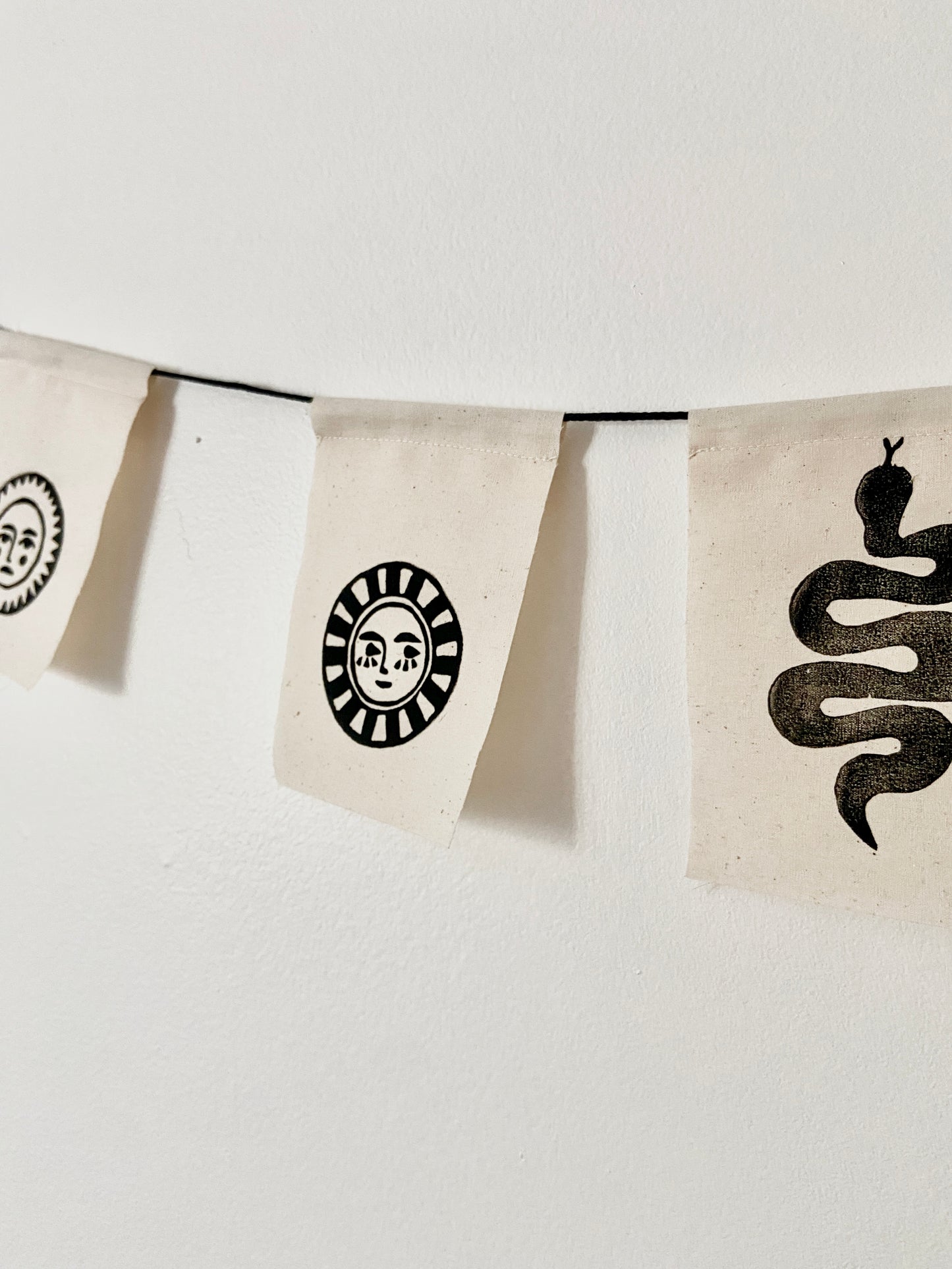 sunny twins fabric string flags