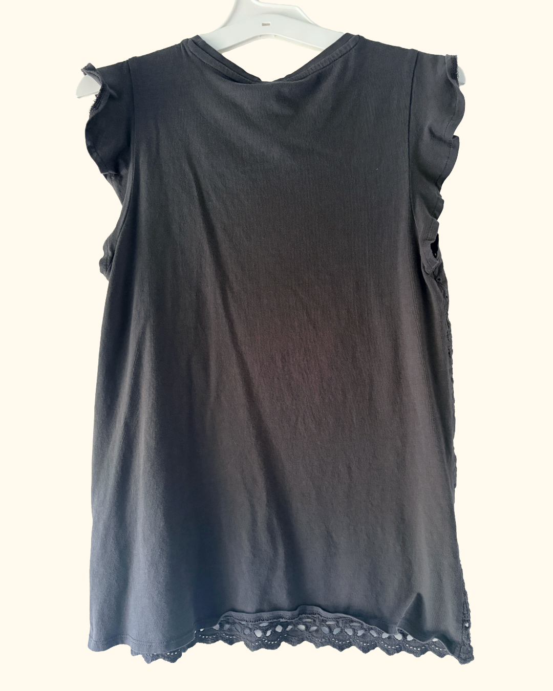 chamomile patch grey top